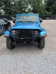 2024 Jeep Wrangler 4-Door Sahara 4x4 - Primary Damage Straight On Image
